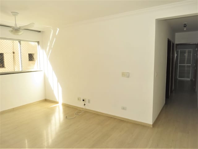 Foto do Apartamento - Apartamento no Centro - Ed. Ambassador com 66m² 2 dormitórios (1 suíte) completo em armários, na Av. São Paulo, 926 em Londrina | EVIDÊNCIA Imóveis