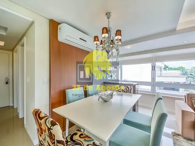 Apartamento com 80m² 2 quartos e 2 banheiros, à venda ou para alugar, no bairro Passo da Areia em Porto Alegre