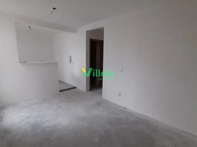 Apartamento 2 quartos e 1 banheiro, à venda, no bairro Estância Guatambu em Itaquaquecetuba