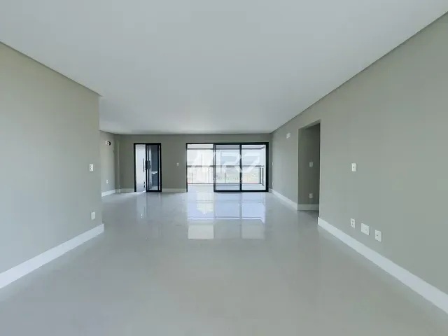 Apartamento 2 quartos e 3 banheiros, à venda, no bairro Oficinas em Ponta Grossa