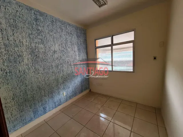 Apartamento 3 quartos e 1 banheiro, para alugar, no bairro Centro em Santo Antônio de Pádua