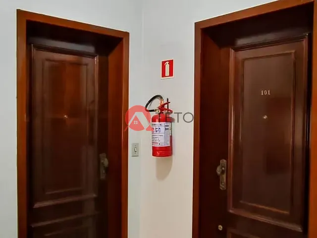 Apartamento 3 quartos e 3 banheiros, à venda, no bairro Zona 07 em Maringá