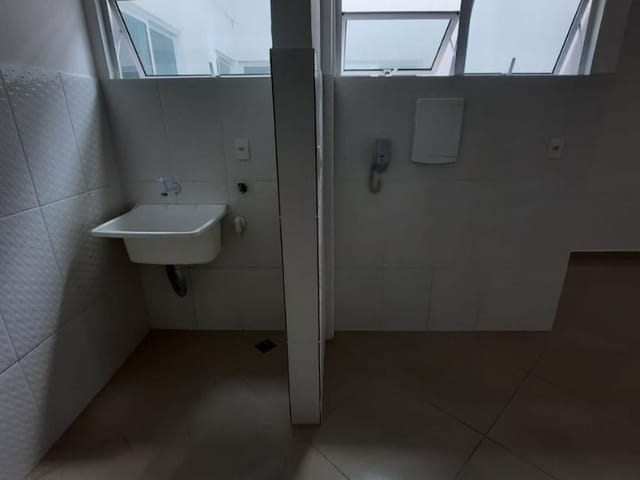Apartamento com 50m² 1 quarto e 1 banheiro, para alugar, no bairro Centro em Macaé