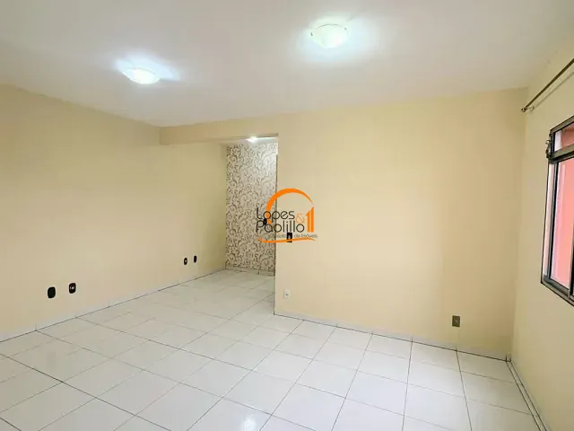 Apartamento 2 quartos e 1 banheiro, para alugar, no bairro Centro em Atibaia