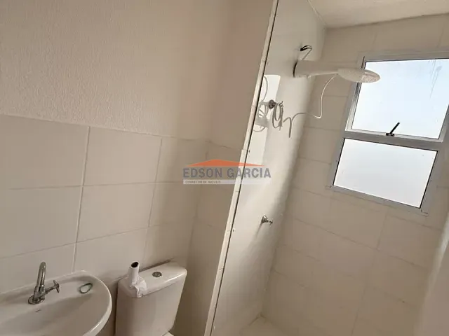 Apartamento 2 quartos e 1 banheiro, para alugar, no bairro Parque São Bento em Sorocaba