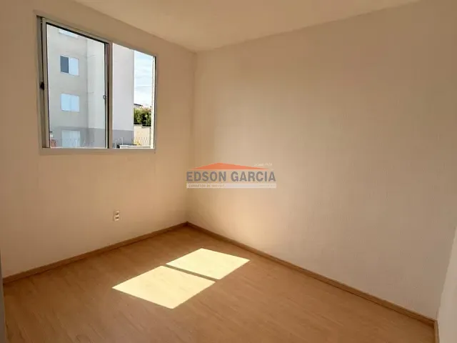 Apartamento 2 quartos e 1 banheiro, para alugar, no bairro Parque São Bento em Sorocaba