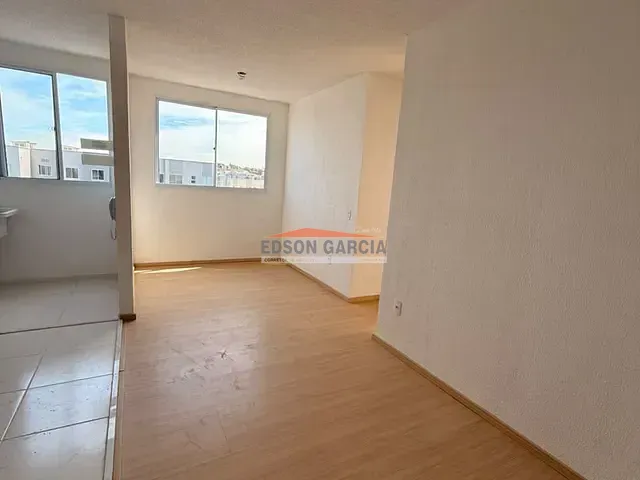Apartamento 2 quartos e 1 banheiro, para alugar, no bairro Parque São Bento em Sorocaba