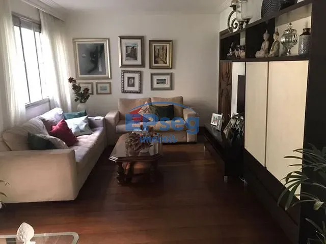 Apartamento com 130m² 3 quartos e 2 banheiros, à venda, no bairro Chame-Chame em Salvador