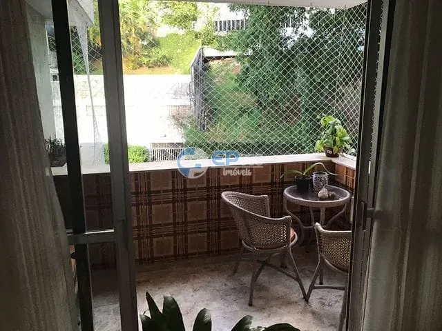 Apartamento com 130m² 3 quartos e 2 banheiros, à venda, no bairro Chame-Chame em Salvador
