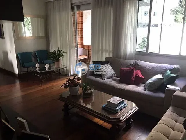 Apartamento com 130m² 3 quartos e 2 banheiros, à venda, no bairro Chame-Chame em Salvador