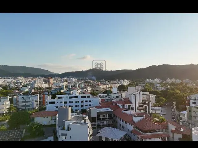 Apartamento 1 quarto e 1 banheiro, à venda, no bairro Ingleses do Rio Vermelho em Florianópolis