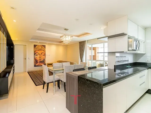 Apartamento com 153m² 2 quartos e 3 banheiros, à venda, no bairro Cristo Rei em Curitiba