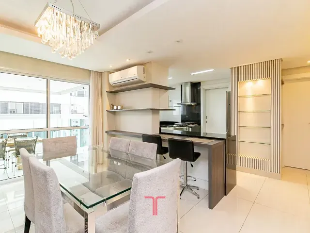 Apartamento com 153m² 2 quartos e 3 banheiros, à venda, no bairro Cristo Rei em Curitiba