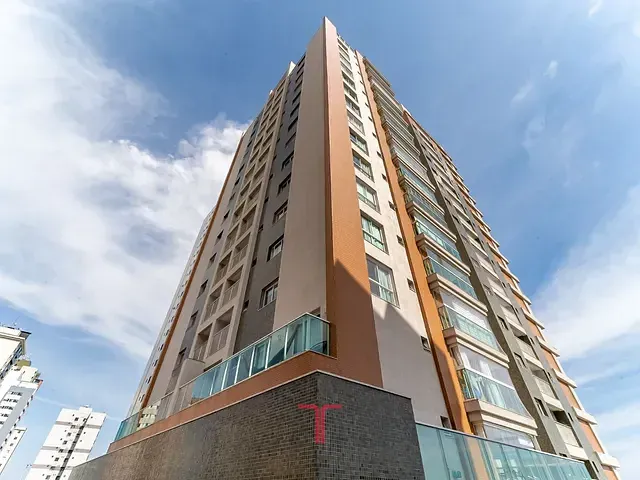 Apartamento com 153m² 2 quartos e 3 banheiros, à venda, no bairro Cristo Rei em Curitiba