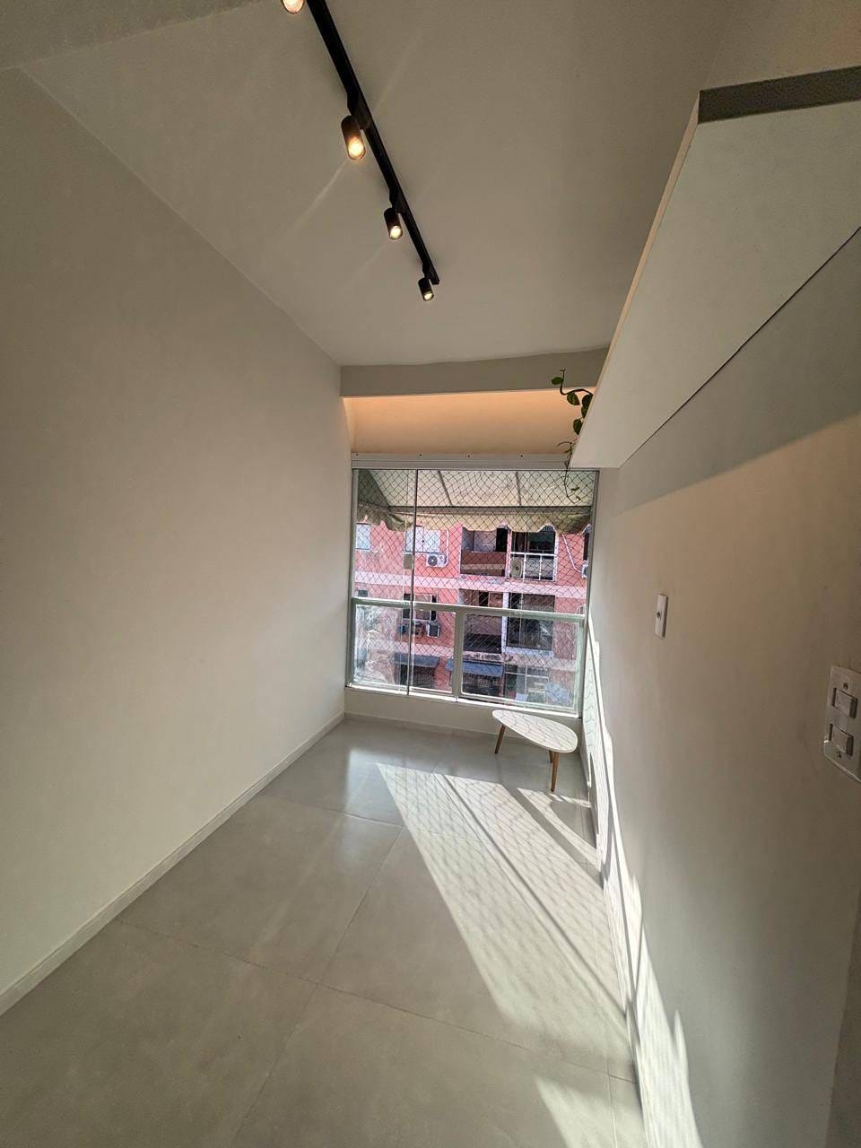 Apartamento à venda com 2 quartos, 68m² - Foto 1