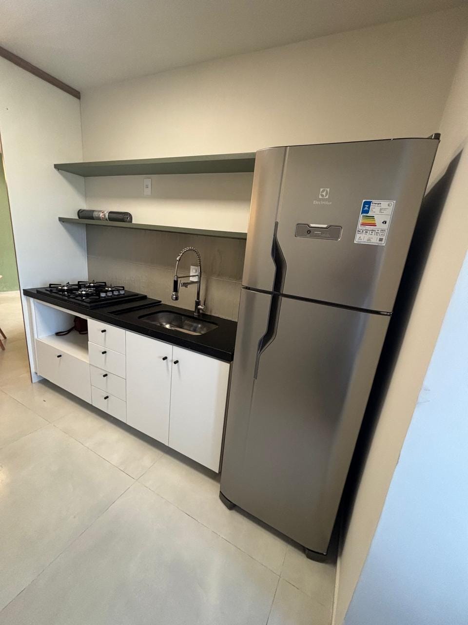 Apartamento à venda com 2 quartos, 68m² - Foto 4