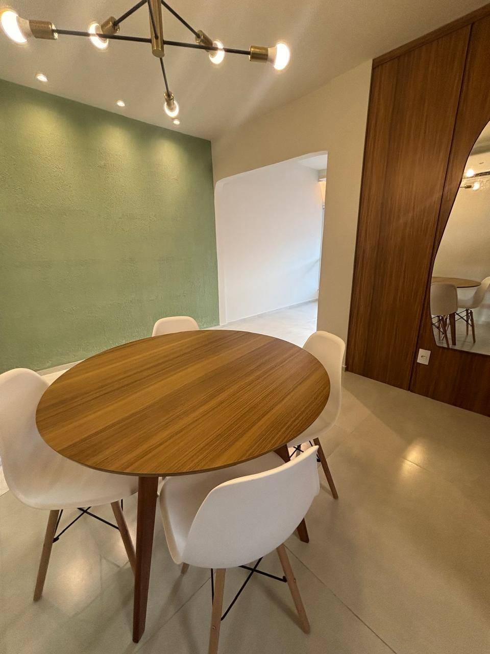 Apartamento à venda com 2 quartos, 68m² - Foto 8