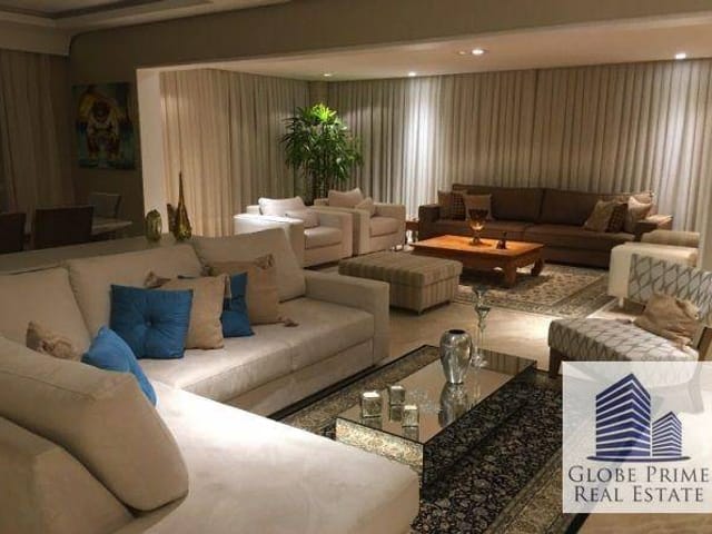 Apartamento 4 quartos e 2 banheiros, à venda, no bairro Moema em São Paulo