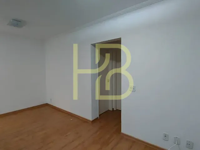Apartamento 2 quartos e 1 banheiro, à venda ou para alugar, no bairro Vila Hortência em Sorocaba