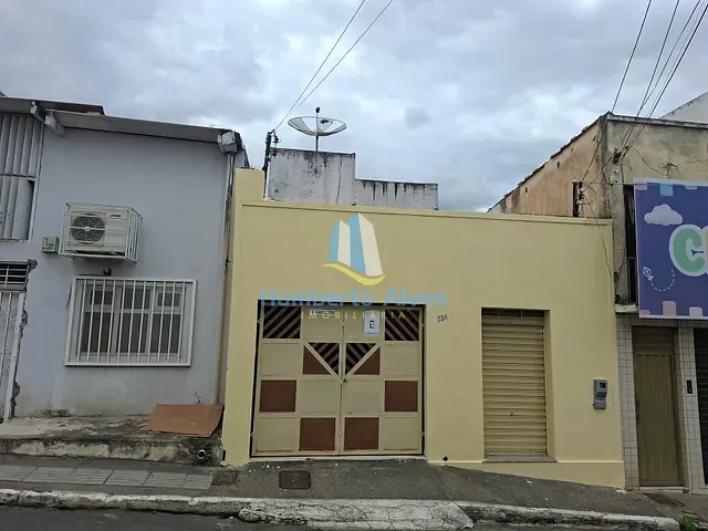Apartamento com 136m² 3 quartos e 1 banheiro, à venda, no bairro Centro em Vitória da Conquista