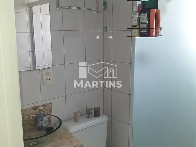 Apartamento 2 quartos e 1 banheiro, à venda, no bairro Vila Pirajussara em São Paulo