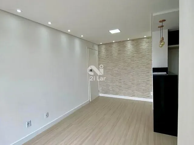 Apartamento 2 quartos e 1 banheiro, à venda, no bairro Vila da Oportunidade em Carapicuíba
