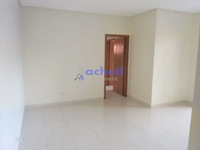 Apartamento 3 quartos e 3 banheiros, à venda, no bairro Vila Aurora I em Rondonópolis