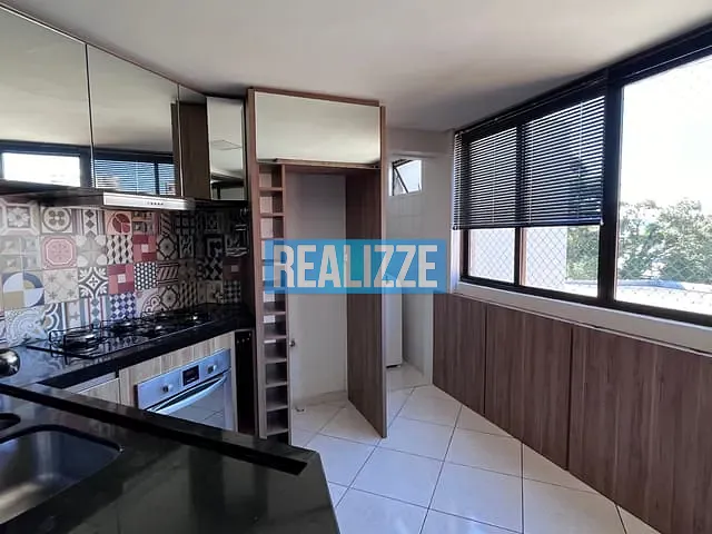 Apartamento com 196m² 3 quartos e 2 banheiros, à venda, no bairro Centro em Marau