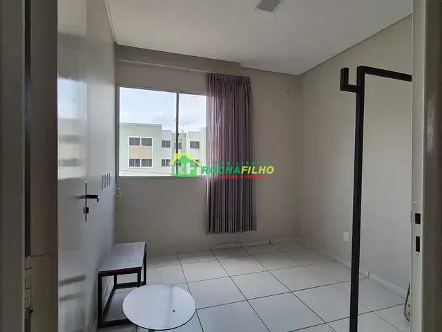 Apartamento 2 quartos e 1 banheiro, à venda, no bairro Vale do Gavião em Teresina