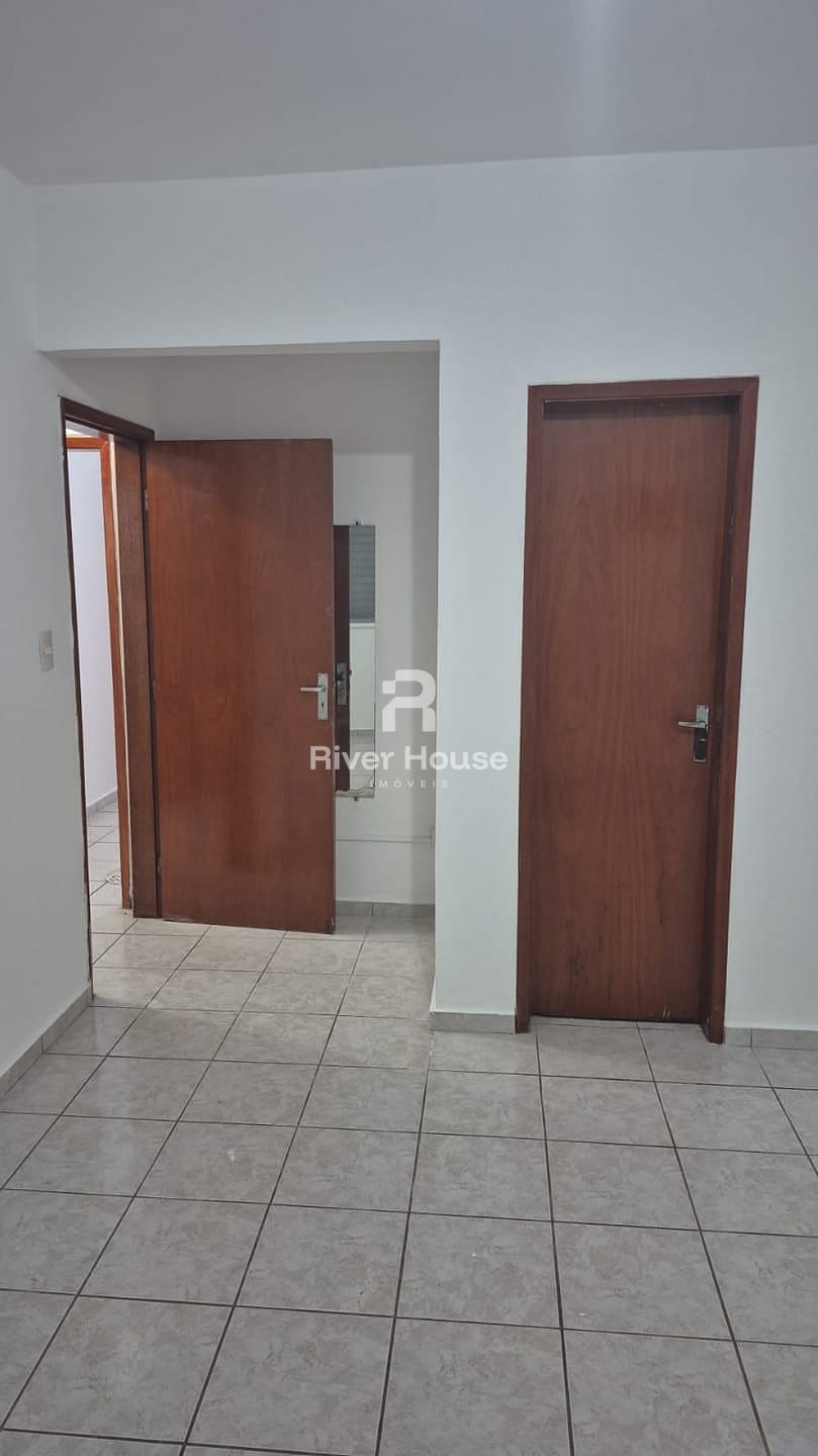 Apartamento para alugar com 3 quartos, 95m² - Foto 2