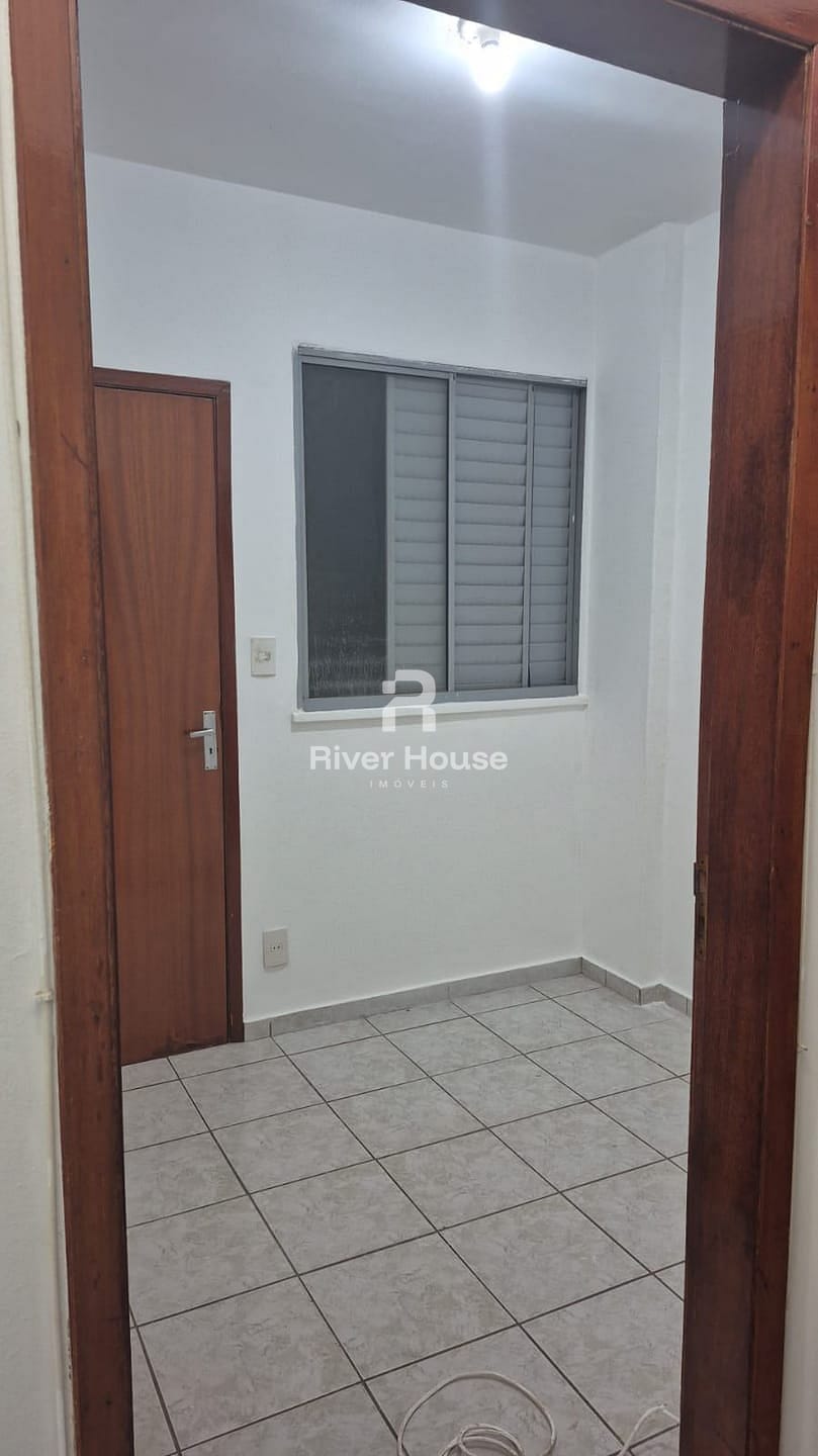 Apartamento para alugar com 3 quartos, 95m² - Foto 10