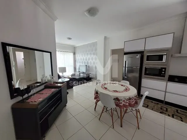Apartamento 2 quartos e 1 banheiro, para alugar, no bairro Centro em Chapecó