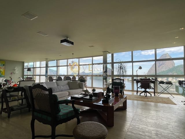 Apartamento 3 quartos e 3 banheiros, à venda, no bairro Flamengo em Rio de Janeiro