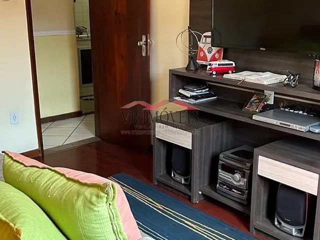 Apartamento 3 quartos e 1 banheiro, à venda, no bairro Vila Mury em Volta Redonda