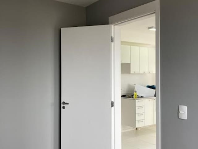 Apartamento com 36m² 2 quartos e 1 banheiro, à venda, no bairro Vila das Bandeiras em Guarulhos