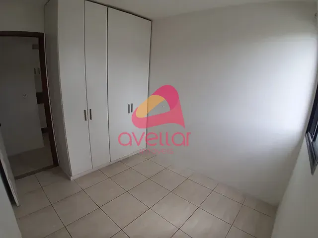 Apartamento 2 quartos e 1 banheiro, para alugar, no bairro Casa Forte em Recife