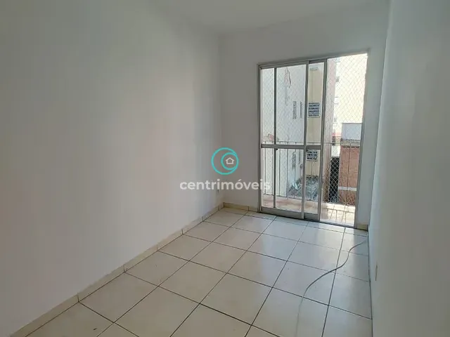 Apartamento com 51m² 2 quartos e 1 banheiro, para alugar, no bairro Lins de Vasconcelos em Rio de Janeiro