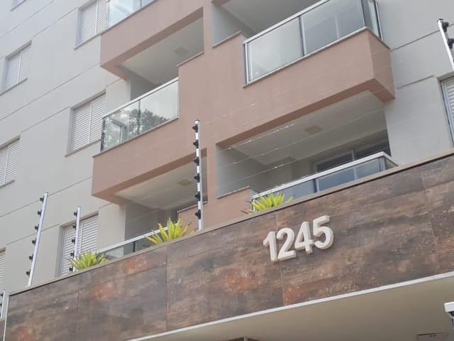 Foto do Apartamento - Apartamento (Apto 81)  novo para locação, 03 dormitórios sendo 01 suite com guarda-roupas e armários na cozinha. Bairro do Jupia, proximo ao Carrefour. | PiraHost