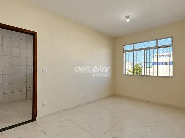 Apartamento com 70m² 2 quartos e 2 banheiros, para alugar, no bairro Heliópolis em Belo Horizonte