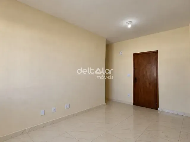 Apartamento com 70m² 2 quartos e 2 banheiros, para alugar, no bairro Heliópolis em Belo Horizonte