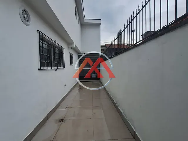 Sobrado 3 quartos e 3 banheiros, para alugar, no bairro Vila Tolstoi em São Paulo