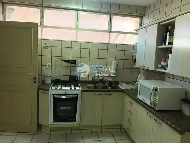 Apartamento 3 quartos e 3 banheiros, à venda, no bairro Centro em Londrina