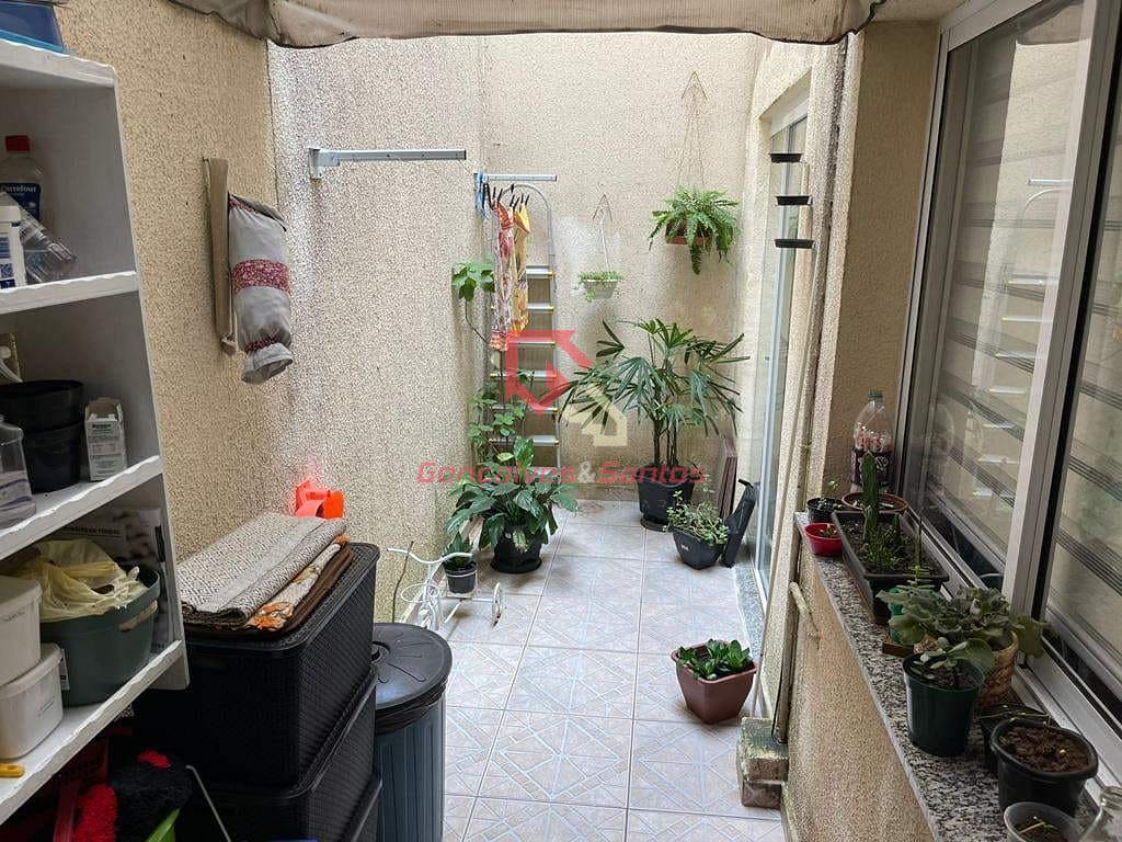 Apartamento à venda com 2 quartos, 54m² - Foto 2