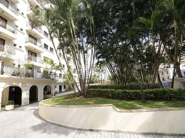 Apartamento 3 quartos e 3 banheiros, à venda, no bairro Moema em São Paulo