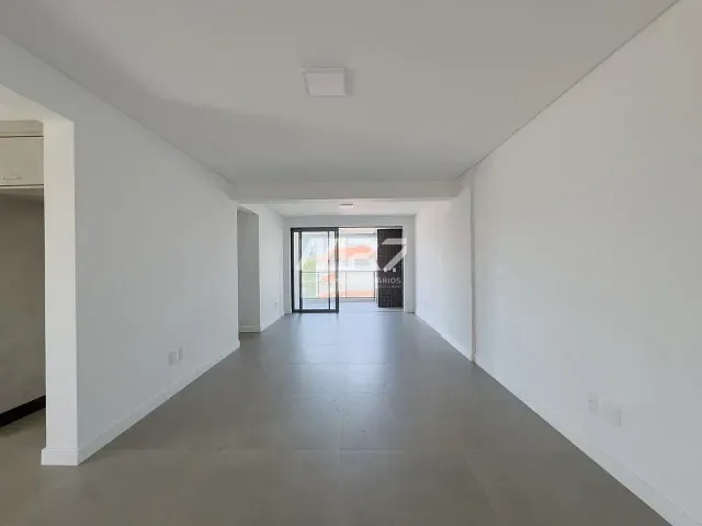 Apartamento com 162m² 3 quartos e 3 banheiros, à venda, no bairro Estrela em Ponta Grossa