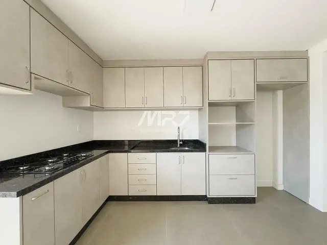 Apartamento com 162m² 3 quartos e 3 banheiros, à venda, no bairro Estrela em Ponta Grossa