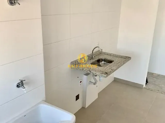 Apartamento 2 quartos e 1 banheiro, à venda, no bairro Vila Palmares em Santo André