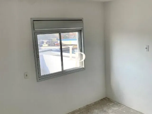 Apartamento 2 quartos e 1 banheiro, à venda, no bairro Vila Palmares em Santo André
