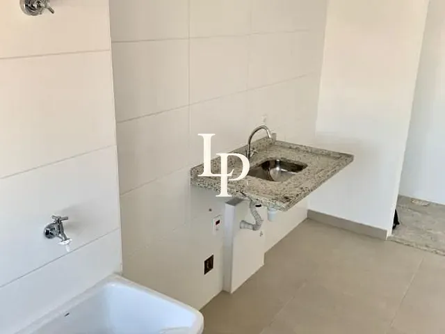 Apartamento 2 quartos e 1 banheiro, à venda, no bairro Vila Palmares em Santo André