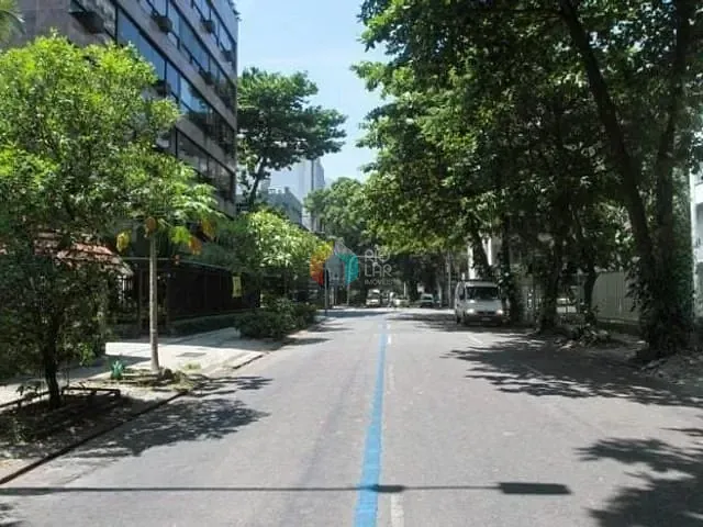 Apartamento com 120m² 3 quartos e 2 banheiros, à venda, no bairro Ipanema em Rio de Janeiro